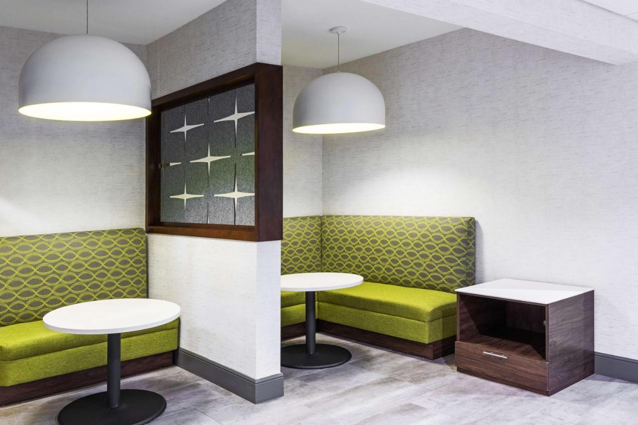 Hampton Inn And Suites Houston Heights I-10 Εξωτερικό φωτογραφία