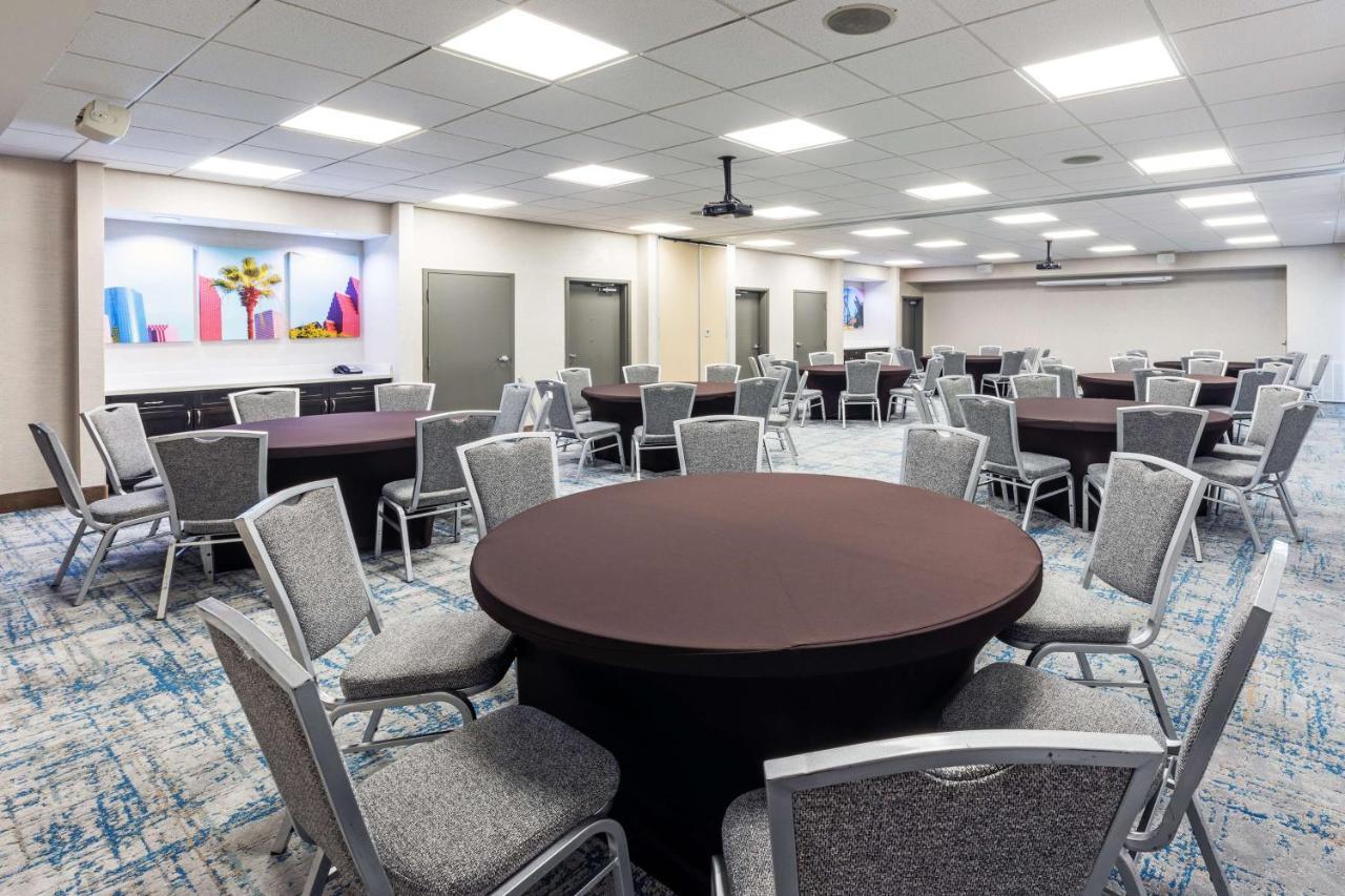 Hampton Inn And Suites Houston Heights I-10 Εξωτερικό φωτογραφία