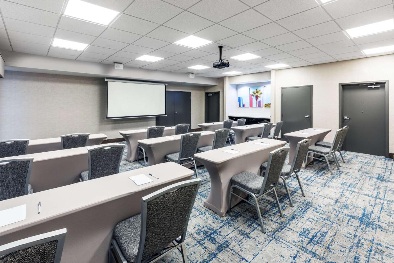 Hampton Inn And Suites Houston Heights I-10 Εξωτερικό φωτογραφία